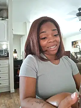 Snapshot of Sade_summer chatting on 13, 1, 2025 Sade summer online show from 13, 1, 2025