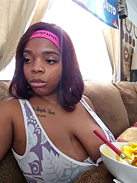 Snapshot of Sade_summer chatting on 14, 1, 2025 Sade summer online show from 14, 1, 2025