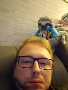 Lucieldark online show from 8, 1, 2025