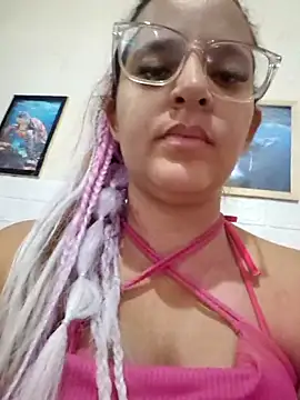 Snapshot of AliceRuivinha2 chatting on 11, 9, 2025 AliceRuivinha2 online show from 11, 9, 2025