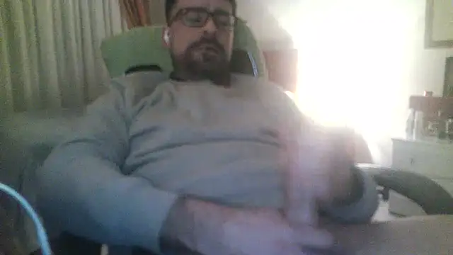 Snapshot of Patrickhound chatting on 3, 1, 2025 Patrickhound online show from 3, 1, 2025