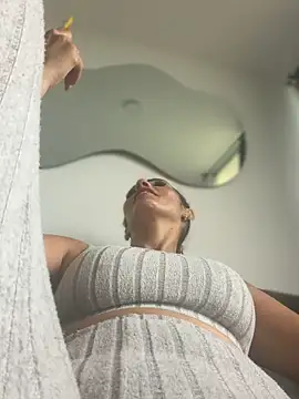 Samantha bigboobs online show from 31, 5, 2026
