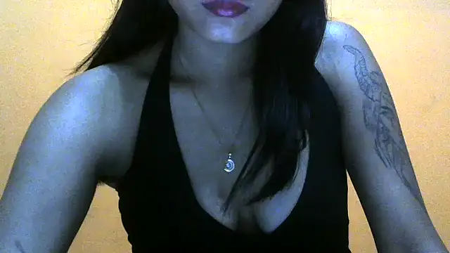 Snapshot of privi_pavvy chatting on 13, 9, 2025 privi pavvy online show from 13, 9, 2025