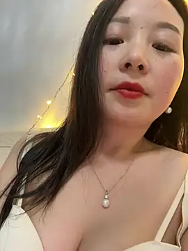 Snapshot of SSSniang- chatting on 8, 2, 2025 SSSniang- online show from 8, 2, 2025