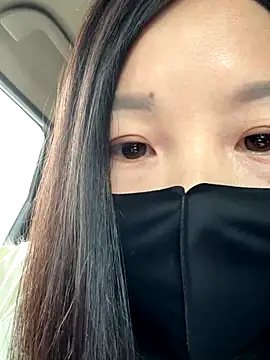 SSSniang- online show from 1, 12, 2025