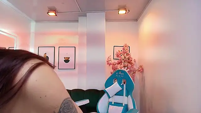 Arianna sweeet online show from 24, 4, 2026