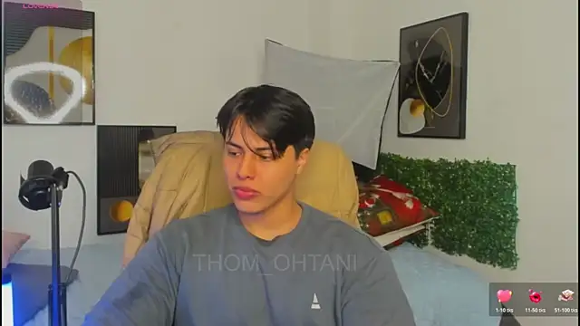Snapshot of Thom_Ohtani chatting on 17, 5, 2026 Thom Ohtani online show from 17, 5, 2026