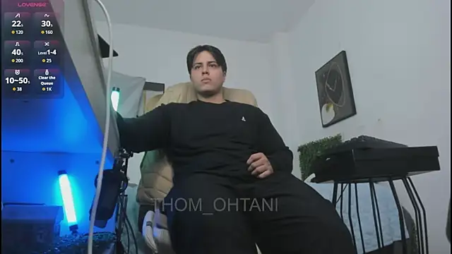 Snapshot of Thom_Ohtani chatting on 20, 5, 2026 Thom Ohtani online show from 20, 5, 2026