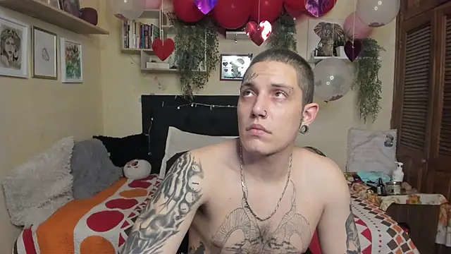 Snapshot of Blondandtattoofaced chatting on 20, 2, 2025 Blondandtattoofaced online show from 20, 2, 2025