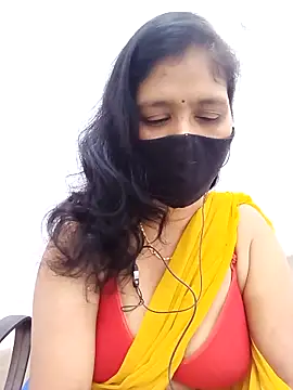 Lucky-Deepthi online show from 28, 11, 2025