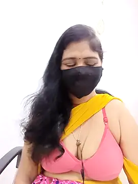 Snapshot of Lucky-Deepthi chatting on 12, 5, 2026 Lucky-Deepthi online show from 12, 5, 2026