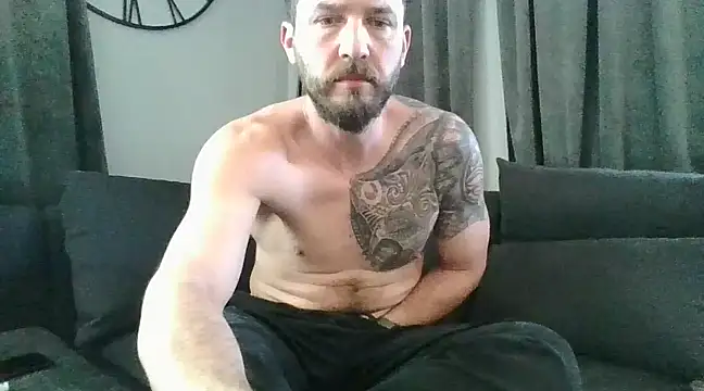 Snapshot of realdilf chatting on 8, 3, 2025 realdilf online show from 8, 3, 2025