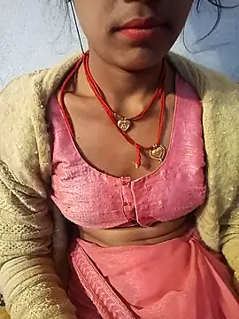 Amaya Bajwa online show from 5, 2, 2025