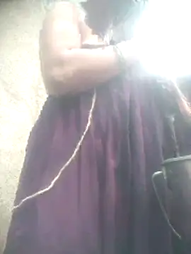 Amaya Bajwa online show from 4, 2, 2026