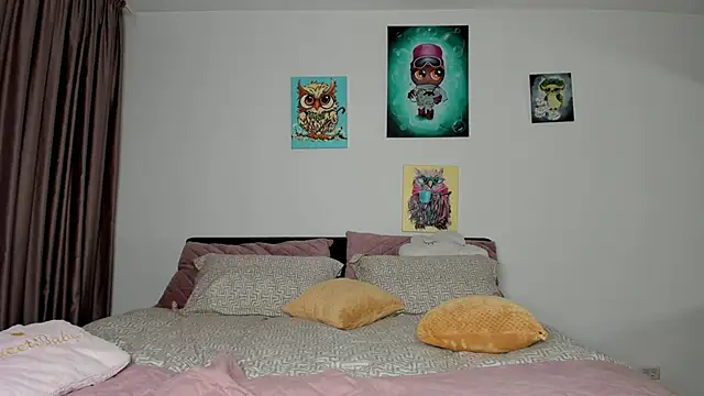 NNNoire online show from 30, 1, 2025