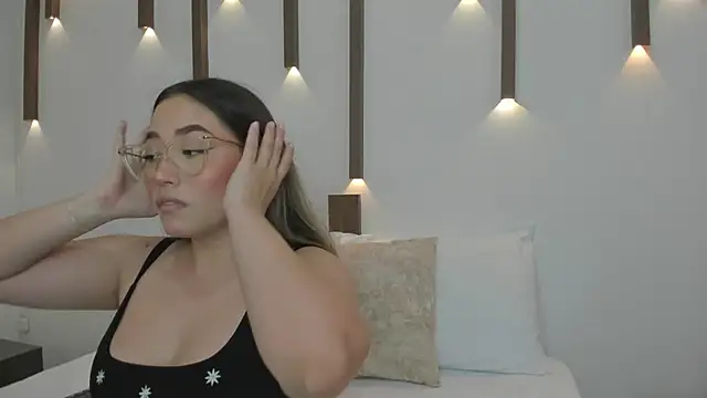 antonella cutie  online show from 28, 1, 2025