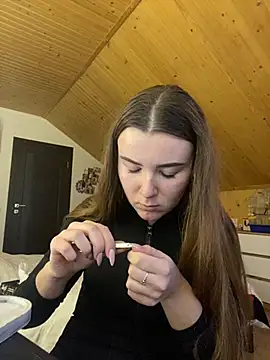 mewKate online show from 11, 3, 2025