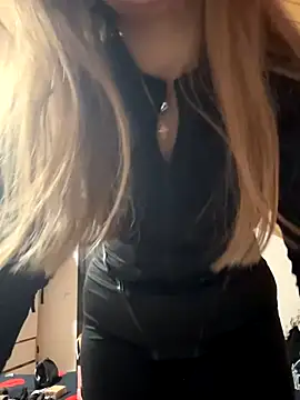 mewKate online show from 15, 12, 2025