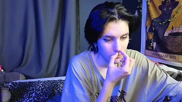 Hyeon Jin online show from 7, 2, 2025