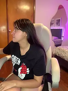 Camila pinkk online show from 12, 3, 2025