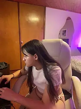 Camila pinkk online show from 16, 3, 2025