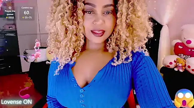 Snapshot of Aliana_Ross chatting on 12, 3, 2025 Aliana Ross online show from 12, 3, 2025