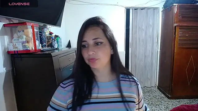 Snapshot of maryrose_03 chatting on 21, 1, 2025 maryrose 03 online show from 21, 1, 2025