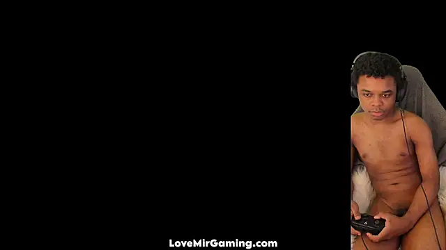 Snapshot of lovemirgaming chatting on 21, 9, 2025 lovemirgaming online show from 21, 9, 2025