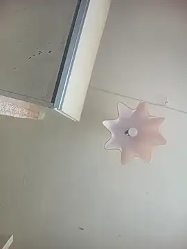 Lauren Amabel online show from 14, 4, 2026