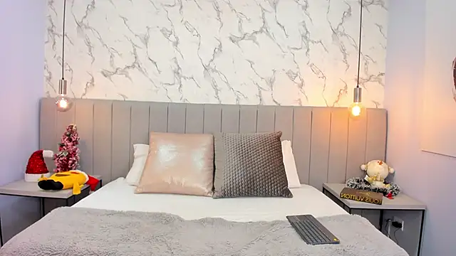 Blue Angell online show from 7, 1, 2025