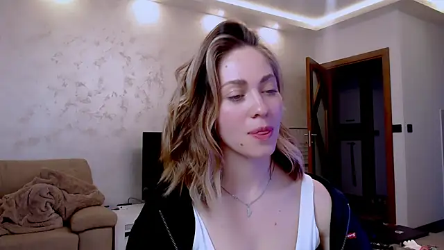 Snapshot of Eroticgiftxxx chatting on 6, 3, 2025 Eroticgiftxxx online show from 6, 3, 2025