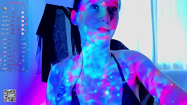 Snapshot of mon_lola chatting on 28, 2, 2025 mon lola online show from 28, 2, 2025