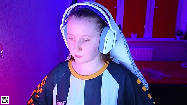 mon lola online show from 7, 11, 2025