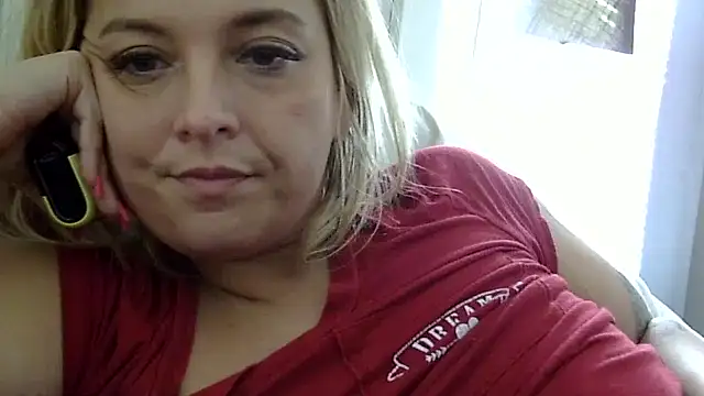 Snapshot of JennaLynn785 chatting on 17, 2, 2025 JennaLynn785 online show from 17, 2, 2025