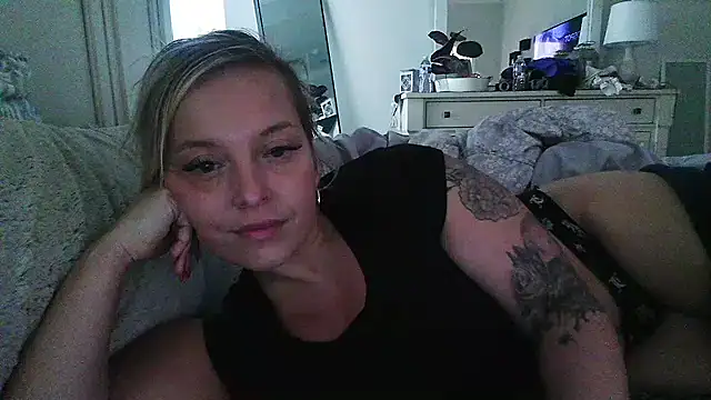 Snapshot of JennaLynn785 chatting on 1, 10, 2025 JennaLynn785 online show from 1, 10, 2025