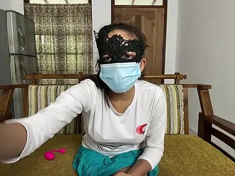 Tatoo girl online show from 19, 2, 2025