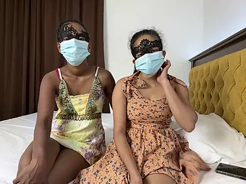 Tatoo girl online show from 9, 3, 2025