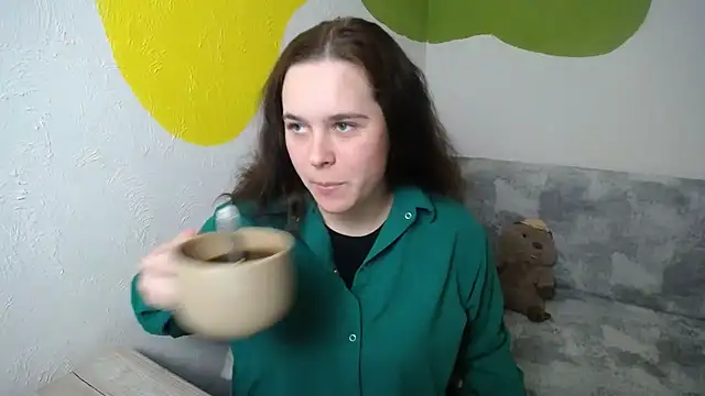 mini girly online show from 6, 11, 2025