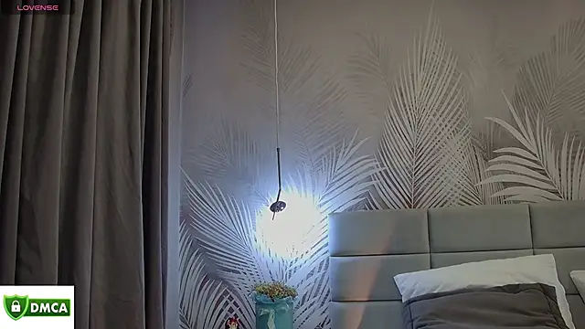 Emma plux online show from 29, 10, 2025