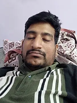 Snapshot of honeyrose765 chatting on 18, 11, 2025 honeyrose765 online show from 18, 11, 2025