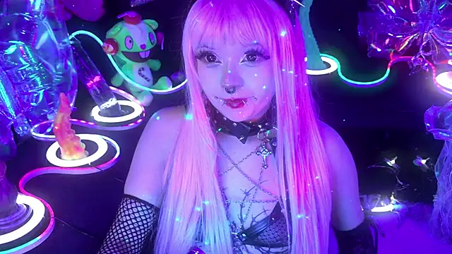 LaytonBox online show from 18, 4, 2026