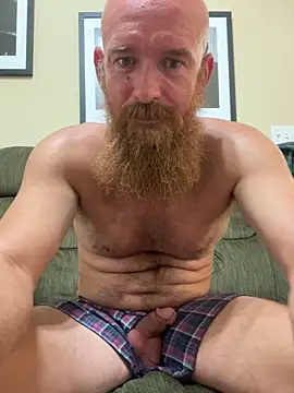 Snapshot of 32XRedBeard chatting on 9, 5, 2026 32XRedBeard online show from 9, 5, 2026