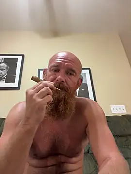Snapshot of 32XRedBeard chatting on 10, 5, 2026 32XRedBeard online show from 10, 5, 2026