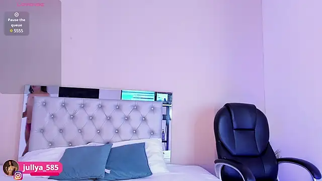 Jullya x online show from 30, 1, 2025