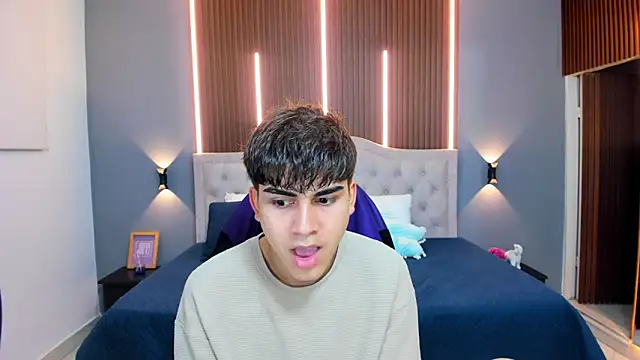 Tommy18   online show from 18, 10, 2025