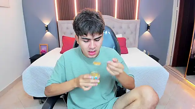 Tommy18   online show from 7, 1, 2026