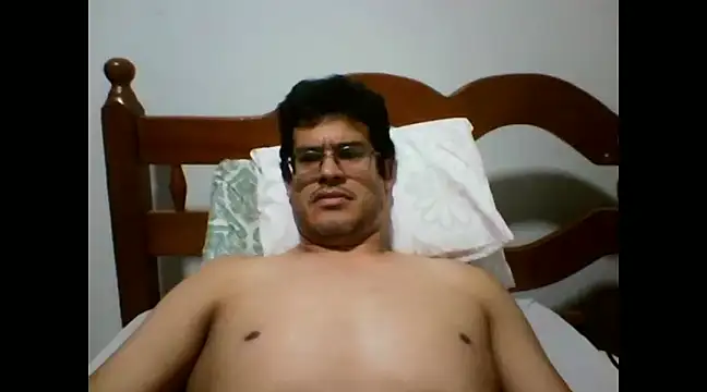 Snapshot of AgneloFly chatting on 19, 3, 2025 AgneloFly online show from 19, 3, 2025