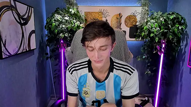 John Weasley online show from 16, 10, 2025