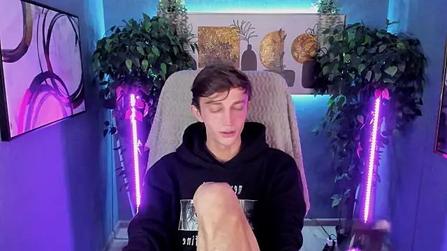 John Weasley online show from 29, 11, 2025