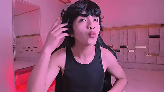 Snapshot of AllanYong18 chatting on 17, 3, 2025 AllanYong18 online show from 17, 3, 2025
